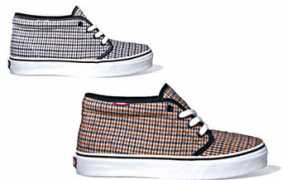 kicksaholic.com Chukkas