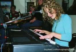 musicaldiscoveries.com Eleisha