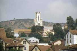 ylang.gasikara.free.fr Fianar