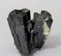 foro-minerales.com Ilvaita