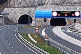 primorske.si Kastelec