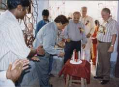 gandhi-kinderhilfe.com Konsul