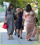 justjared.com Saldanas