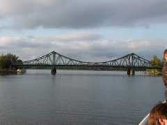 karel.troja.mff.cuni.cz Spionu