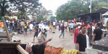 megapolitan.kompas.com Tawuran