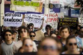 .folha.uol.com.br Taxinha